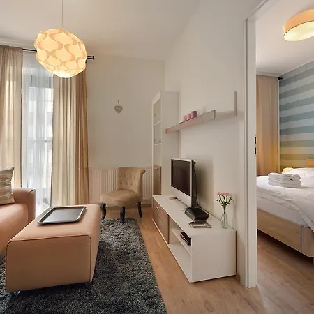 Charming & Cozy Ambiente Apartments Bratislava Exterior photo